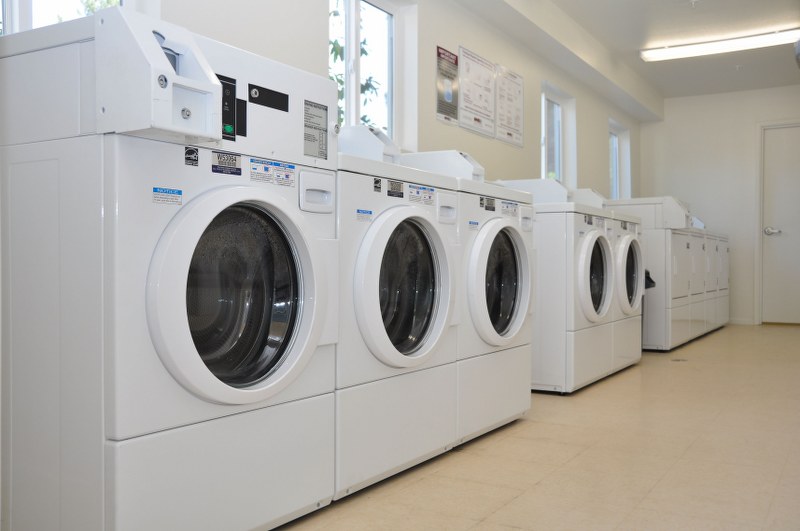 The Magnolia 9th Senior Apartments Laundry room
